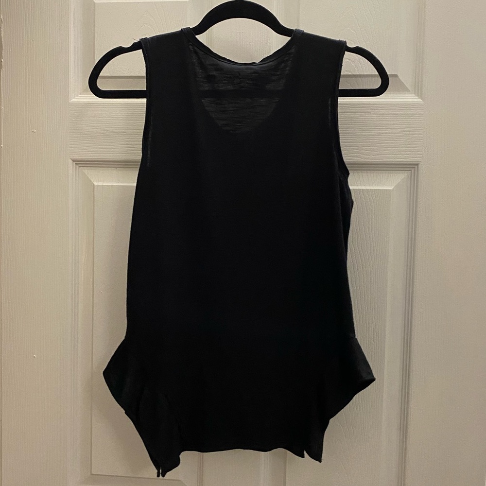 Jessica Simpson Linnie Ruffle Hem Screen Tee - Picture 8 of 8